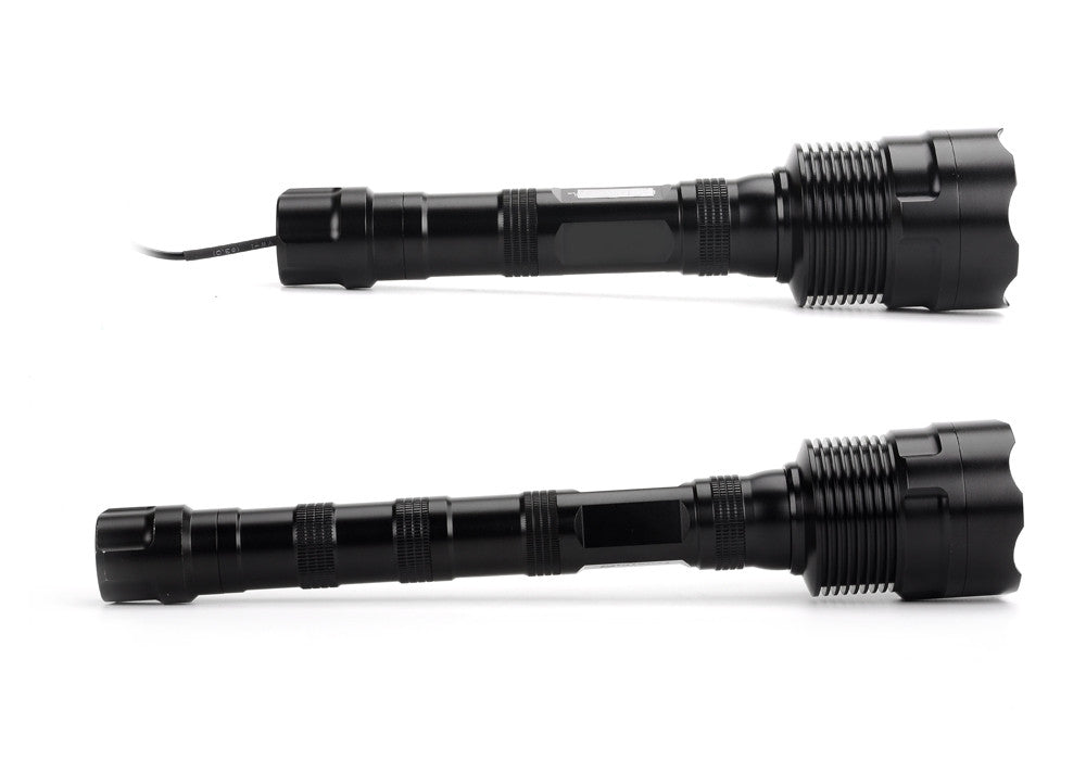 3800 Lumen LED Flashlight - 3x CREE XM-L2 T6 LED, 6061-T6 Aluminum Alloy, 18650 Batterys, 5 Modes